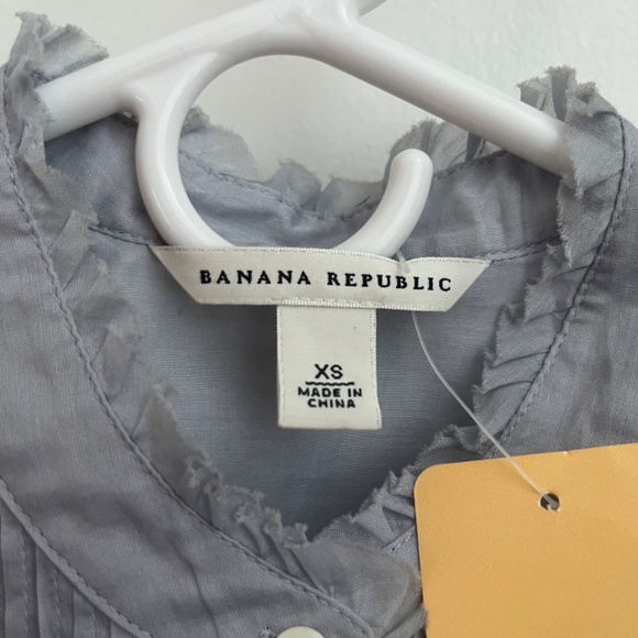 Banana Republic | Ruffle, Pleated, Puff-Sleeve Blouse - Picture 2 of 5